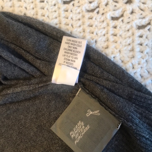 Totally cute sweater - Picture 5 of 6